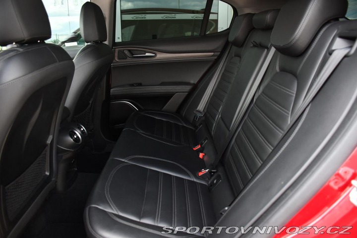 Alfa Romeo Stelvio 2.0 206kW Q4 VELOCE 2017