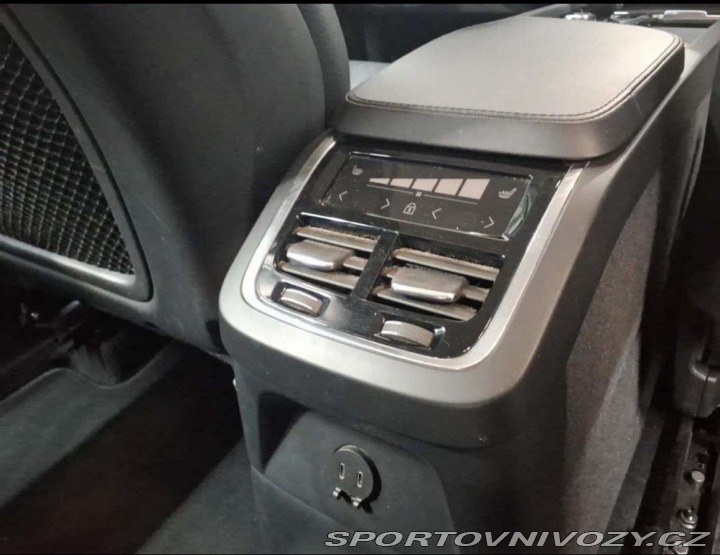 Volvo Ostatní modely XC90 T8 Twin Engine AWD 2022