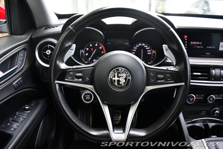 Alfa Romeo Stelvio 2.0 206kW Q4 VELOCE 2017