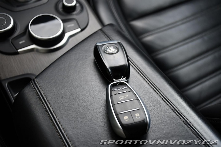 Alfa Romeo Stelvio 2.0 206kW Q4 VELOCE 2017