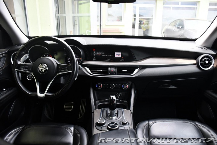 Alfa Romeo Stelvio 2.0 206kW Q4 VELOCE 2017