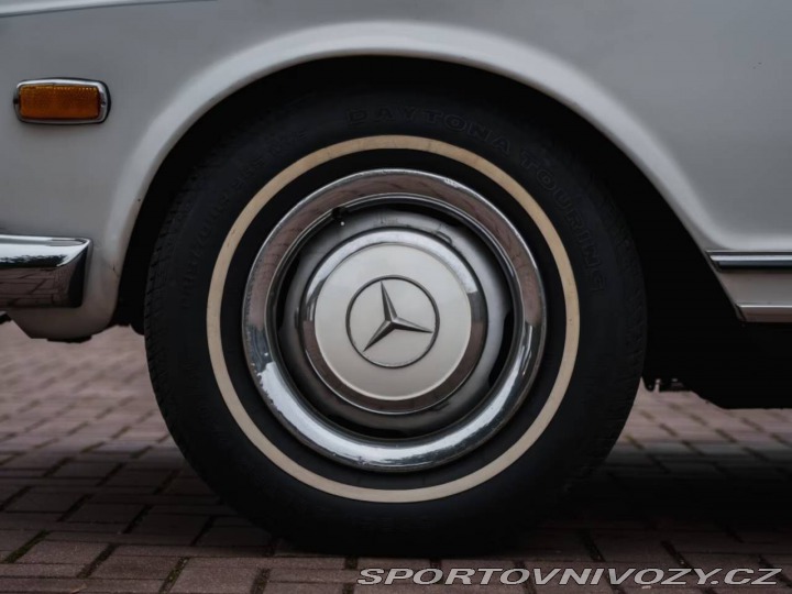 Mercedes-Benz SL 250 SL Pagode 1968