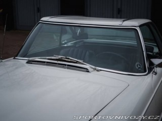 Mercedes-Benz SL 250 SL Pagode 1968