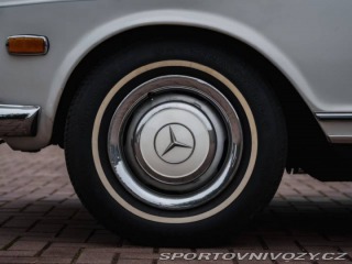 Mercedes-Benz SL 250 SL Pagode 1968