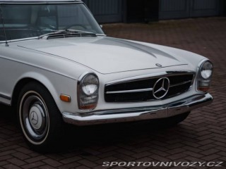 Mercedes-Benz SL 250 SL Pagode 1968