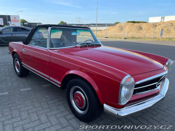 Mercedes-Benz SL 230 SL W113 1967