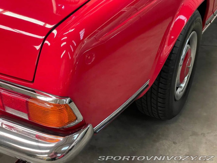Mercedes-Benz SL 230 SL W113 1967