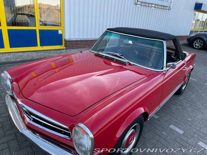 Mercedes-Benz SL 230 SL W113 1967
