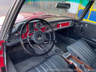 Mercedes-Benz SL 230 SL W113 1967
