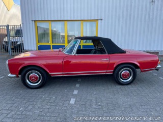 Mercedes-Benz SL 230 SL W113 1967
