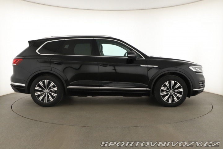 Volkswagen Ostatní modely Touareg  3.0 TDI 2019