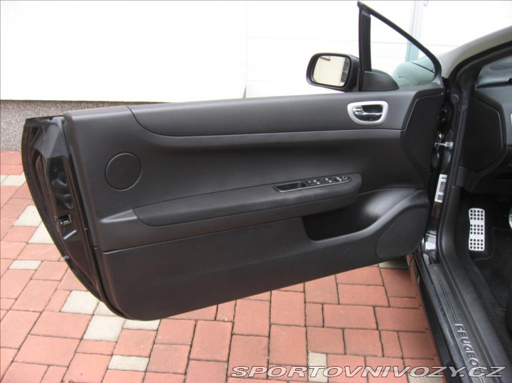 Peugeot 307 CC 1,6 109PS  C-C Dynamique 2006