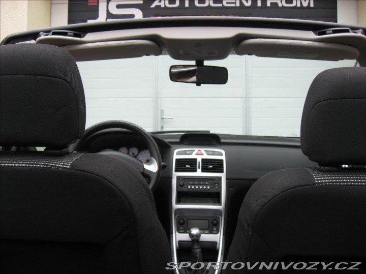 Peugeot 307 CC 1,6 109PS  C-C Dynamique 2006