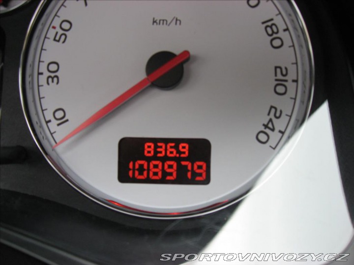 Peugeot 307 CC 1,6 109PS  C-C Dynamique 2006