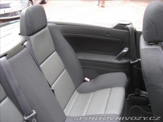 Peugeot 307 CC 1,6 109PS  C-C Dynamique 2006