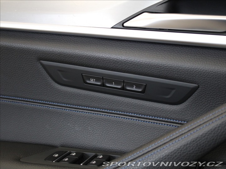 BMW 5 3,0 530xD M-Paket Paměť T 2018