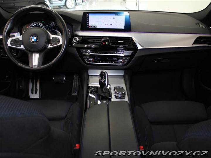 BMW 5 3,0 530xD M-Paket Paměť T 2018