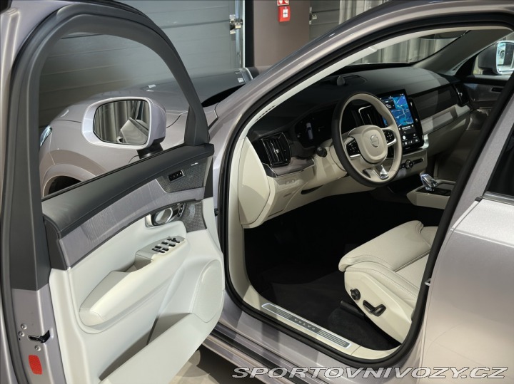 Volvo Ostatní modely XC90 2,0 T8 Plus Bright 2026