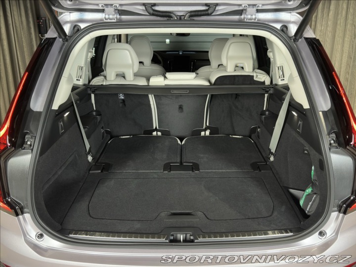 Volvo Ostatní modely XC90 2,0 T8 Plus Bright 2026