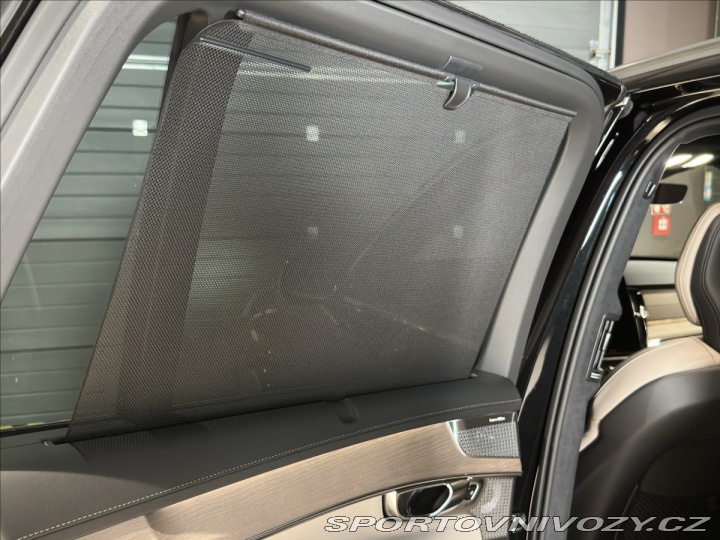 Volvo Ostatní modely XC90 2,0 T8 Ultra Bright 2026