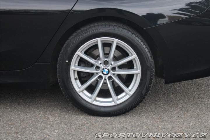 BMW 3 320d xDriveTouring ADVANT 1800
