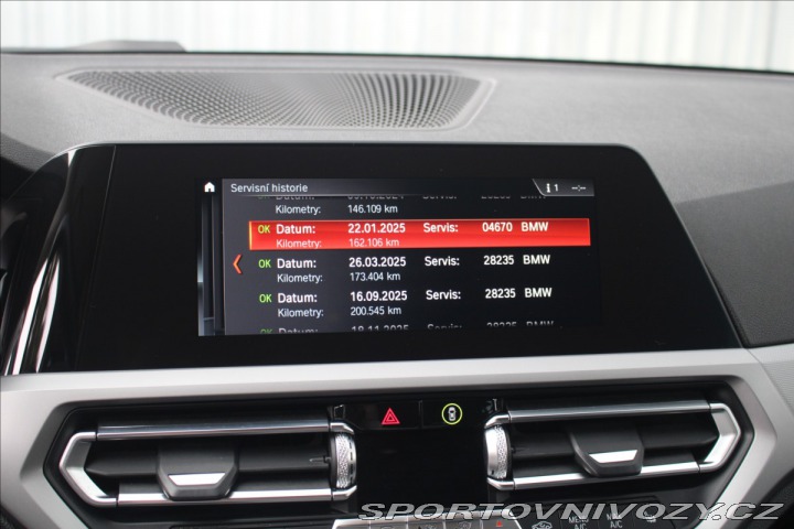 BMW 3 320d xDriveTouring ADVANT 1800