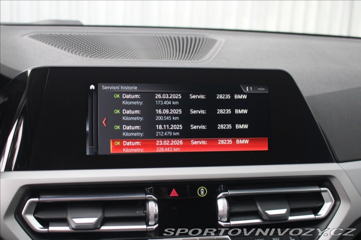 BMW 3 320d xDriveTouring ADVANT 1800