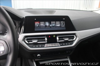 BMW 3 320d xDriveTouring ADVANT 1800