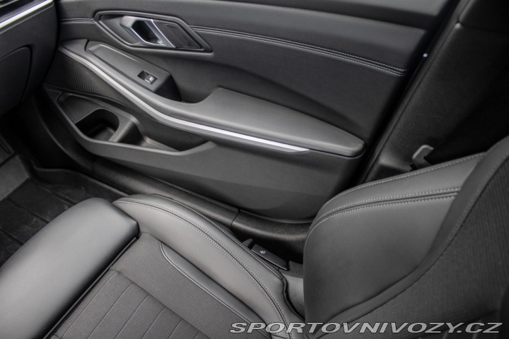 BMW 3 330d mHEV A/T 2022