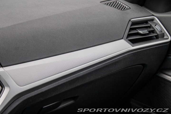 BMW 3 330d mHEV A/T 2022