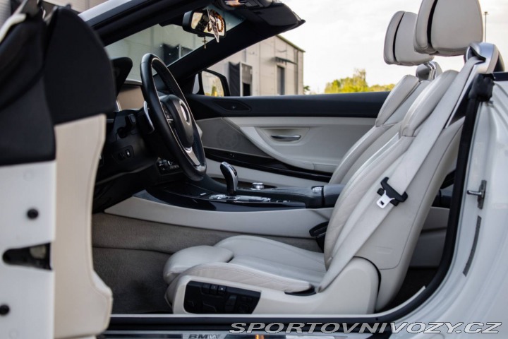 BMW 6 Cabrio  640i 235kW / NA S 2011