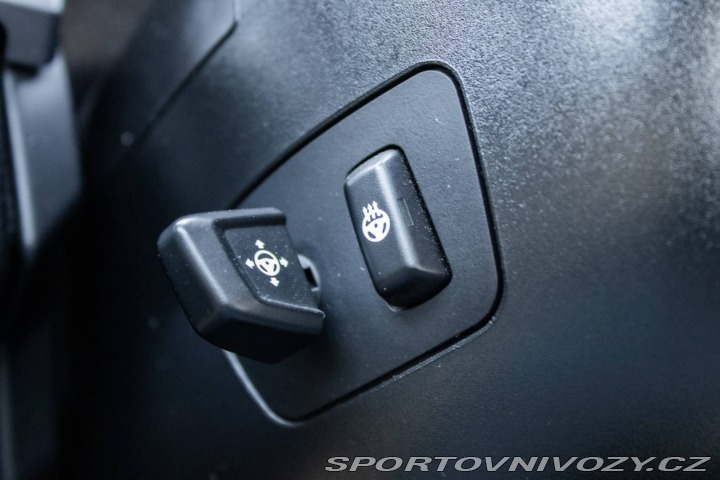 BMW 6 Cabrio  640i 235kW / NA S 2011