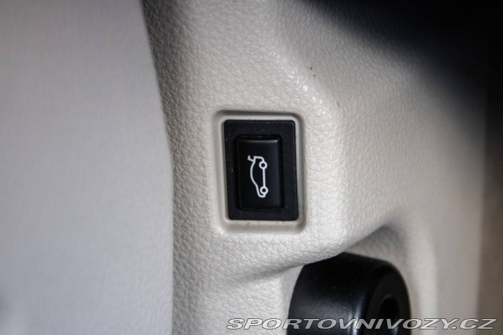 BMW 6 Cabrio  640i 235kW / NA S 2011