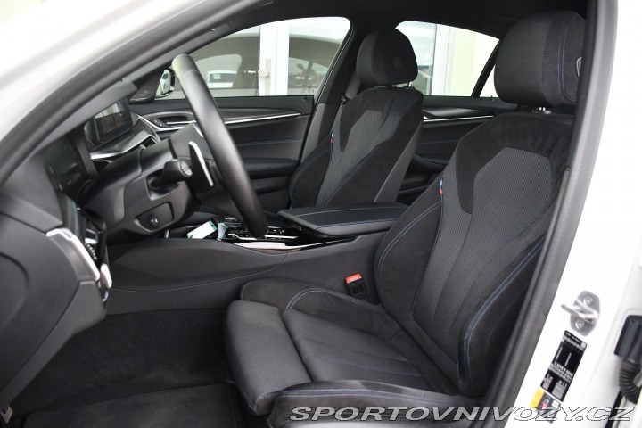 BMW 5 530e PHEV M-SPORT REZERVA 2021