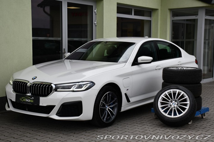 BMW 5 530e PHEV M-SPORT REZERVA 2021