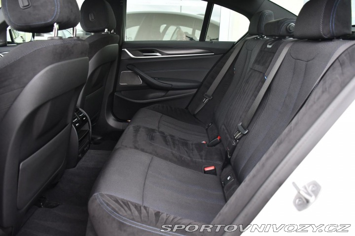 BMW 5 530e PHEV M-SPORT REZERVA 2021