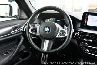 BMW 5 530e PHEV M-SPORT xD HUD 2021