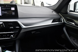 BMW 5 530e PHEV M-SPORT xD HUD 2021