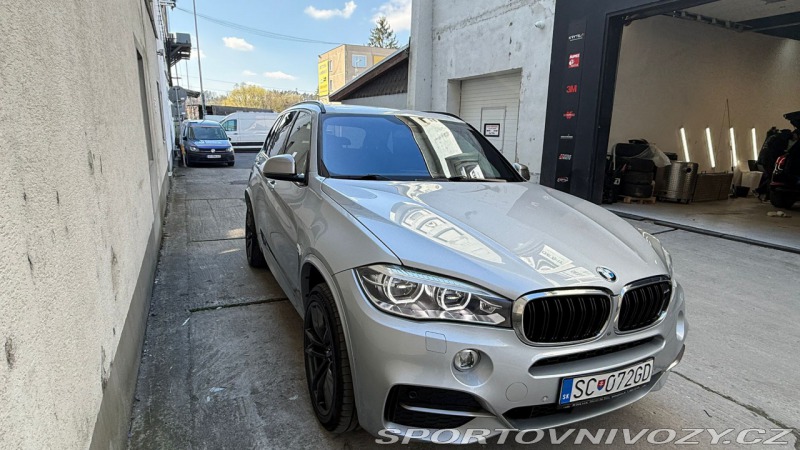 BMW X5 M50