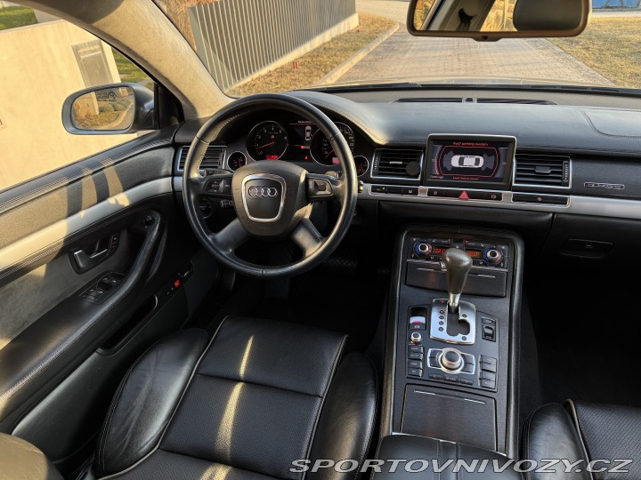 Audi Ostatní modely A8 W12 long 2006