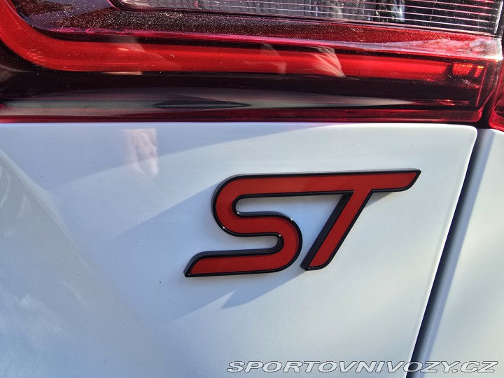 Ford Focus ST Performance Pack 2023