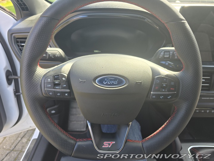 Ford Focus ST Performance Pack 2023