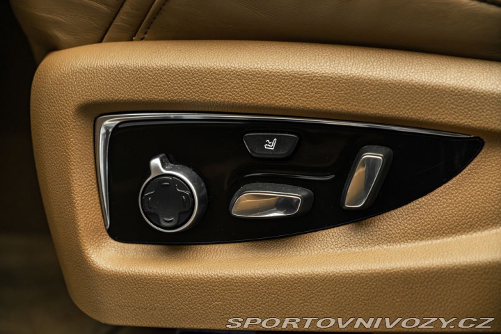 Ostatní značky Ostatní modely Cadillac Escalade 6,2 Platinum XL Masáže 2016