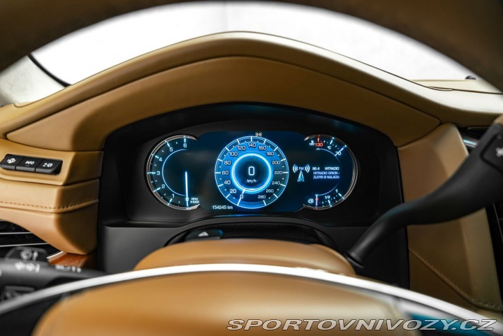 Ostatní značky Ostatní modely Cadillac Escalade 6,2 Platinum XL Masáže 2016