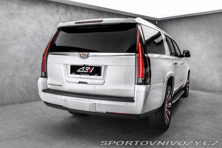 Ostatní značky Ostatní modely Cadillac Escalade 6,2 Platinum XL Masáže 2016