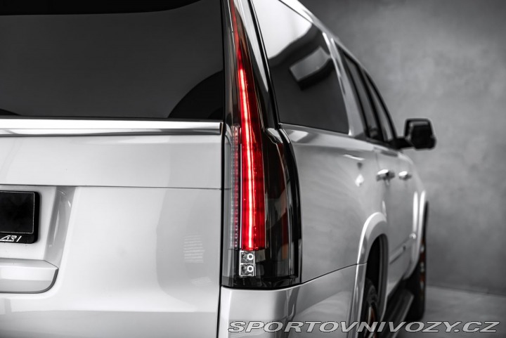 Ostatní značky Ostatní modely Cadillac Escalade 6,2 Platinum XL Masáže 2016
