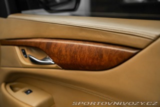 Ostatní značky Ostatní modely Cadillac Escalade 6,2 Platinum XL Masáže 2016