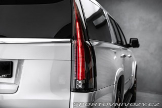 Ostatní značky Ostatní modely Cadillac Escalade 6,2 Platinum XL Masáže 2016