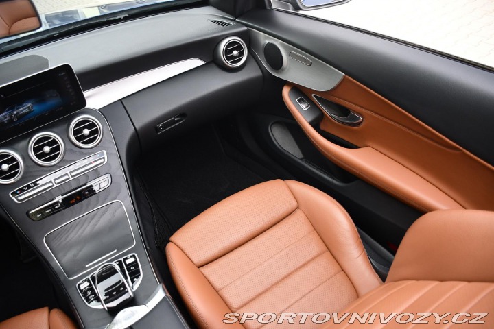 Mercedes-Benz C 220d AMG LED REZERVACE 2018
