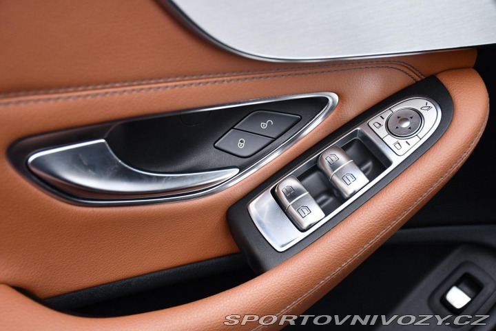 Mercedes-Benz C 220d AMG LED REZERVACE 2018